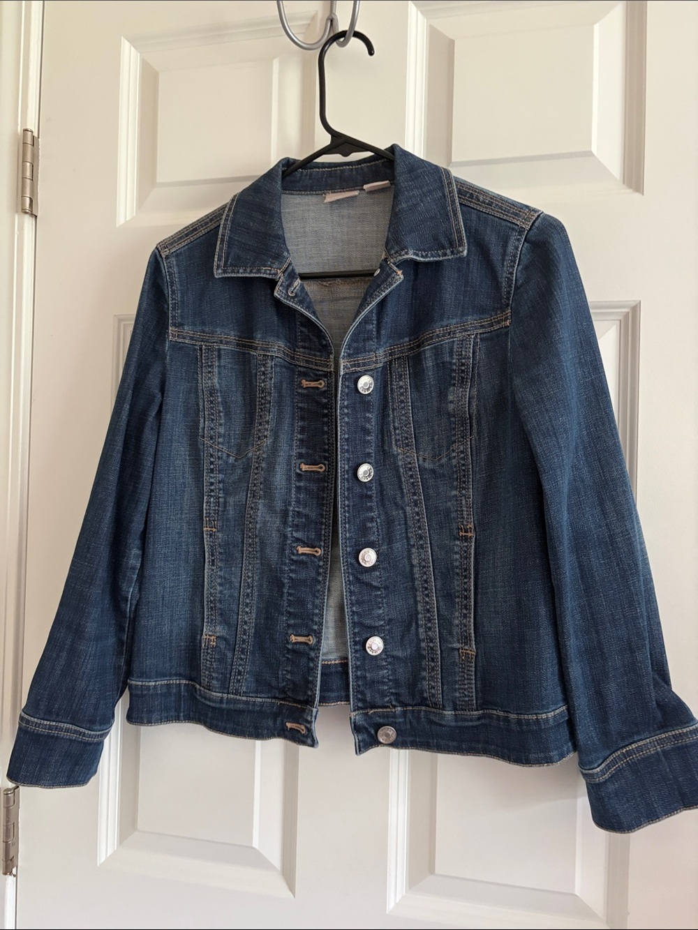 Women’s Dark Blue Denim Jacket – Classic Button-Front Jean Jacket